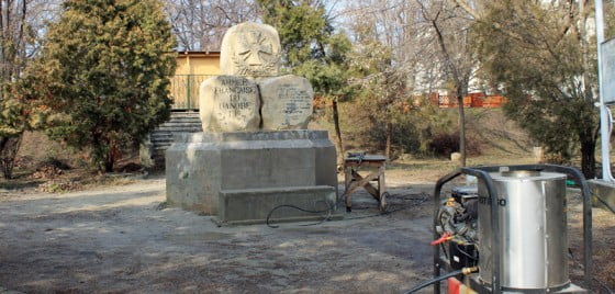 Curatire Monument Parcul Alei