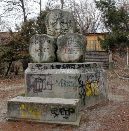 Monumentul din Parcul Alei