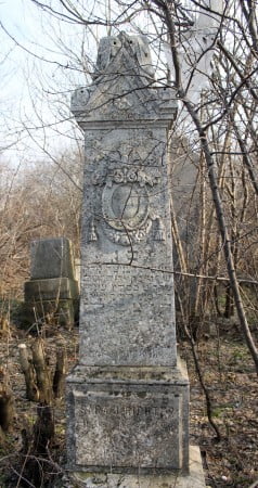 Mormantul lui Sara Richter