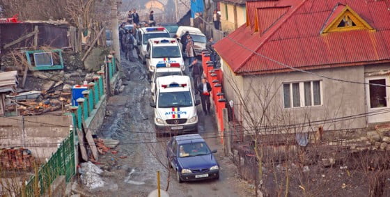 masini_politie_descindere_hoti_5893a60e97