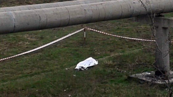 Sinucigasul langa pilon