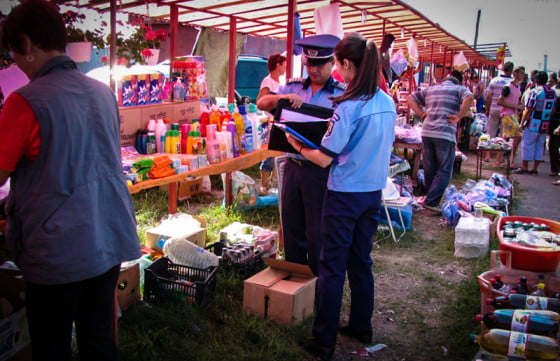 Actiune targ Calugareni