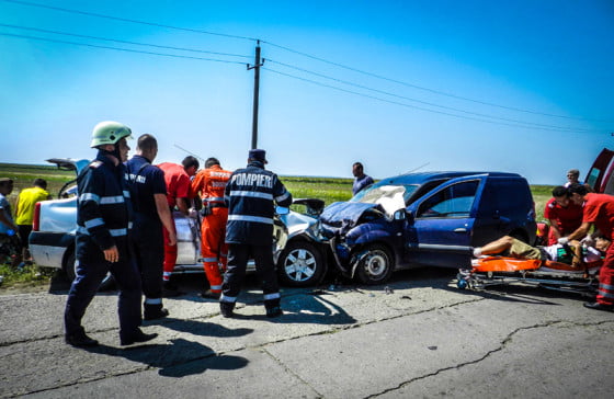 accident Roata by GIURGIUVEANUL