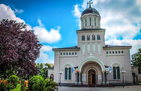catedrala adormirea maicii domnului giurgiu-2