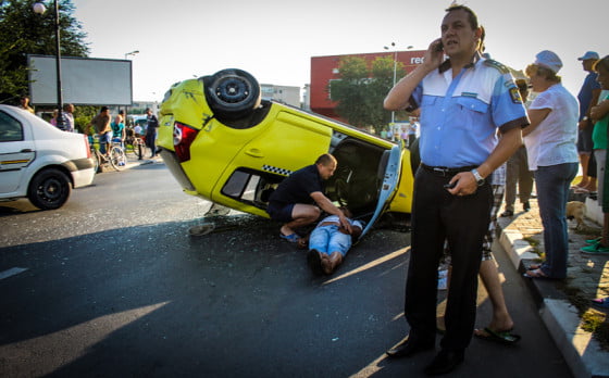 tamponare taxiuri by Giurgiuveanul