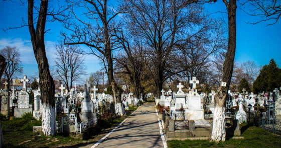 Cimitirul Smarda by Giurgiuveanul