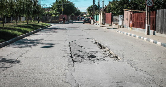 Gaura de pe strada Toporasi Giurgiu by Giurgiuveanul