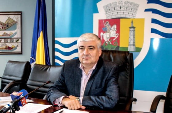 Primarul Nicolae Barbu