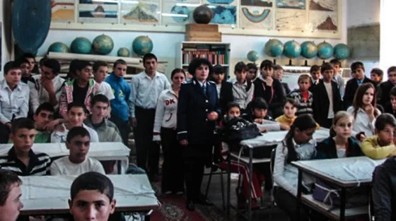 adolescenta fara delicventa