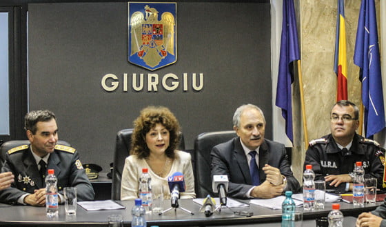 Pompierii romani si bulgari la Giurgiu tratat