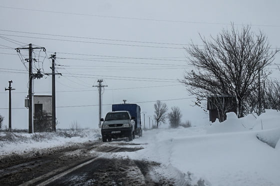 Zapada pe drumul de la Oncesti by Vasile Arcanu