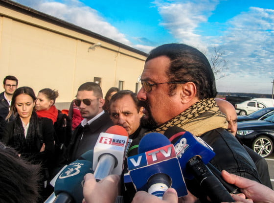 steven seagal la uzunu by Giurgiuveanul