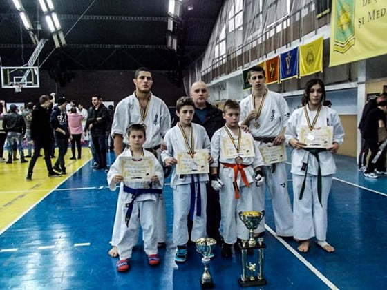 1501836_522240221223423_490241868_n