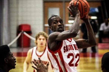 385399-chauncey-hardy-alors-quil-evoluait-2