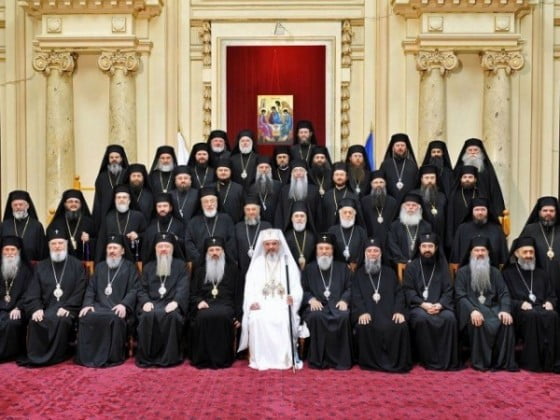 Sfantul-Sinod-al-BOR-600x450