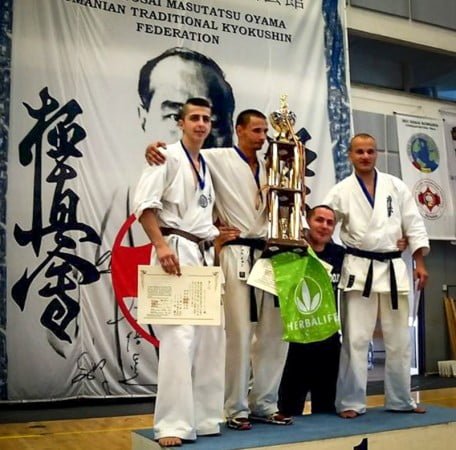 10385575_803405649703976_4860424114848394557_n