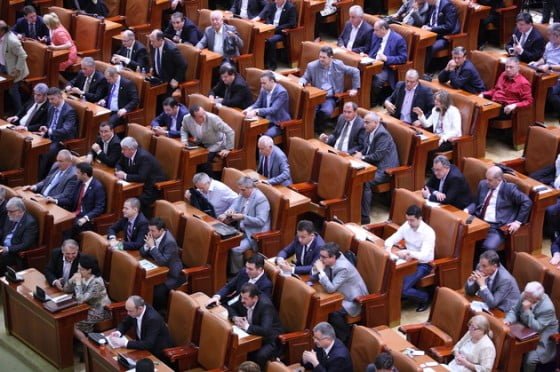 SEDINTA COMUNA - VOT DECLARATIE - DEMISIE TRAIAN BASESCU - PARLA