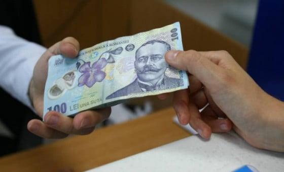 Pensii si salarii marite