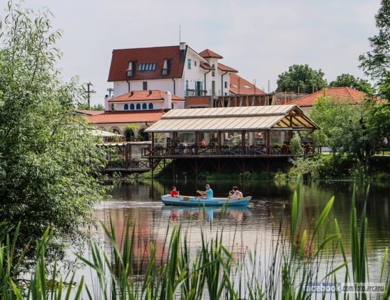 11111919_363994050467300_4693894436021338760_o