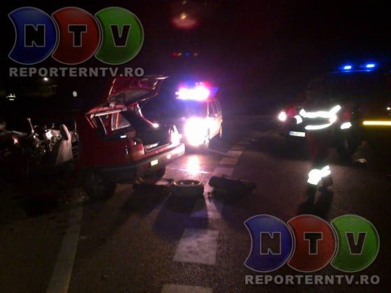 accident-pe-litoral-patru-tineri-au-ajuns-la-spital-dupa-ce-au-intrat-cu-masina-in-parapet-120971