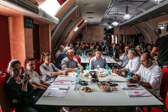 905616_380065462193492_34391939935347552_o