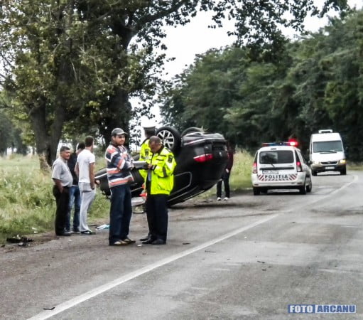 10636816_740273479431514_2371548647718257488_o-2