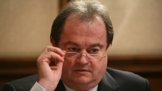 blaga_05132800_12400000