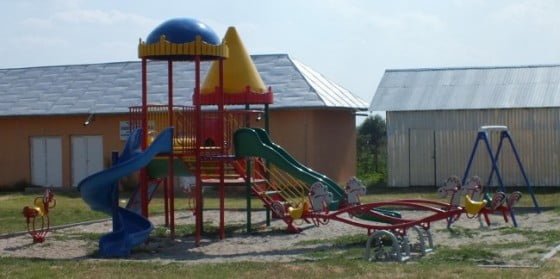 loc-de-joaca-schitu-650x324