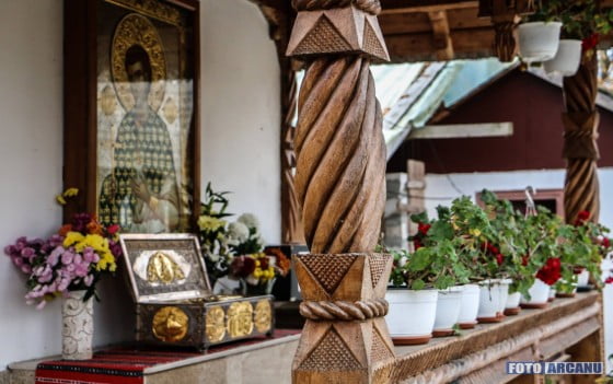 12248110_417943395072365_2587016553790802051_o