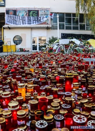 Club Colectiv by Vasile Arcanu