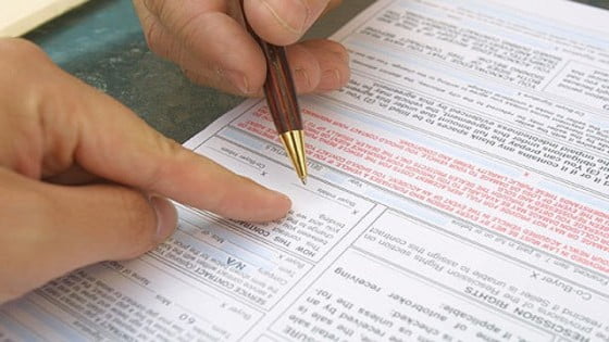 contract-asigurare-640x360