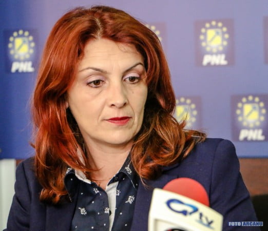 lucica moldoveanu