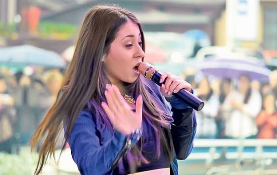 Nicole-microfon_2fc691c0ac