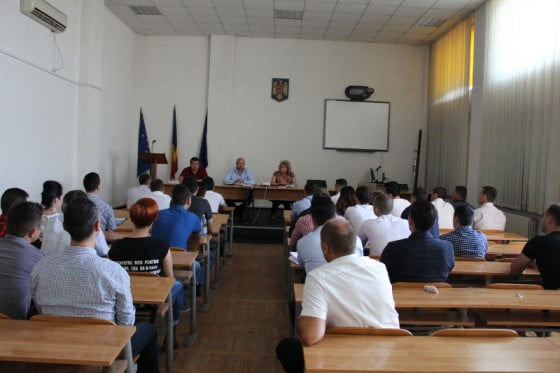 Politisitii din sursa externa