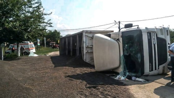 14088842_1711355205796191_685601847_n