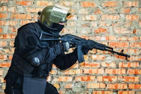 politia-isi-ia-veste-antiglont-de-26-de-milioane-de-lei-18533790