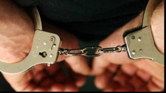 arest_36338800_12513300