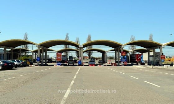 147946596479-1811-s4-1