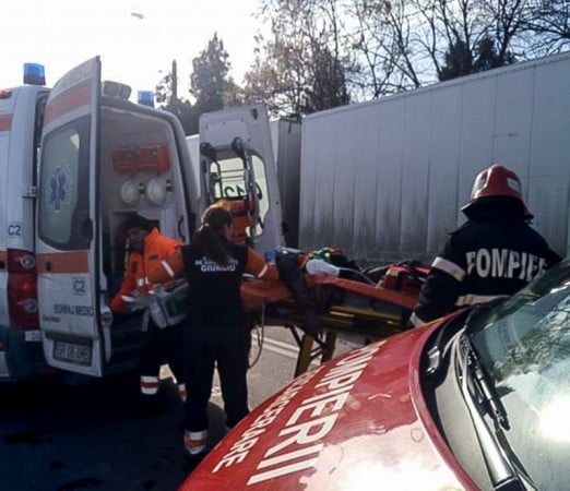 16780465_1374615415947239_692693268_n-2