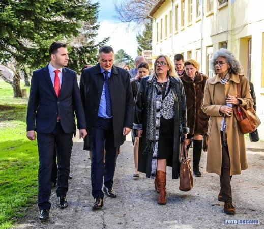 17265176_607415429458493_2684859364585688524_n