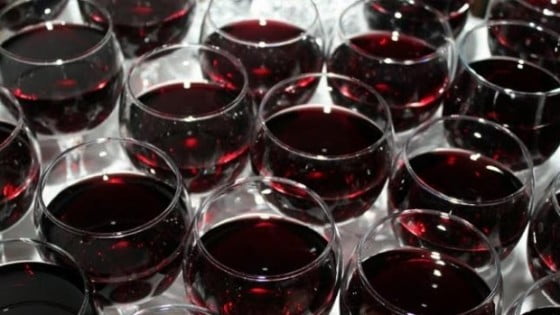 44_de_pahare_42767000