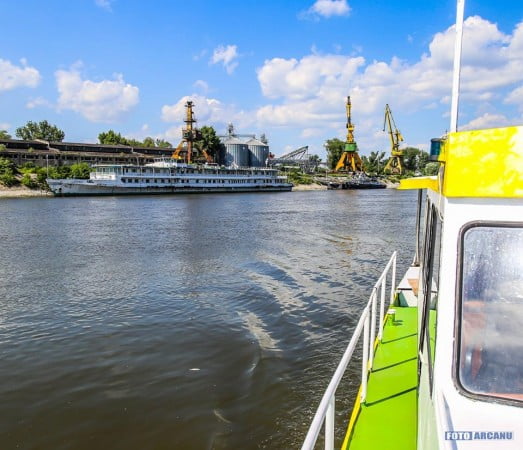 19113830_651353435064692_3590716128888774092_n