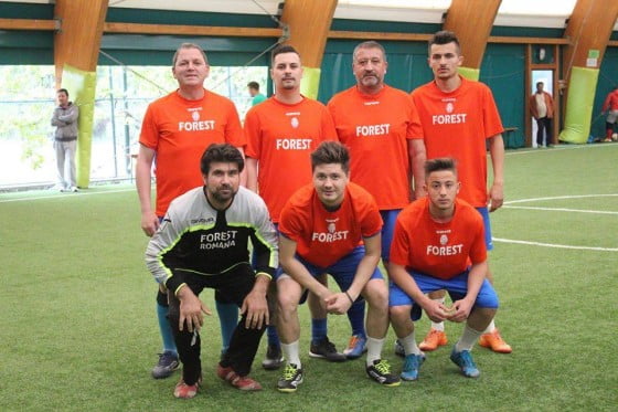 19578176_1472843526072053_1924742461_n