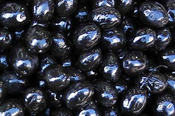 masline-negre-vopsite-pericol