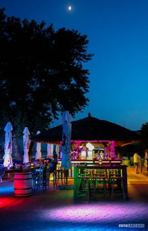 19554642_661329450733757_3136007267743203435_n