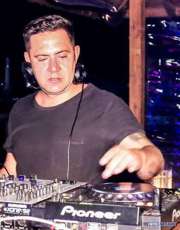 19642506_661329377400431_6876841782748045136_n