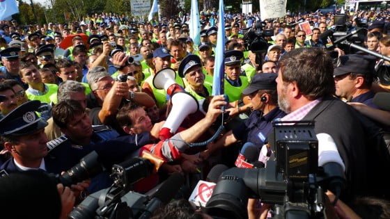 image-2010-09-24-7836158-70-mitingul-politistilor