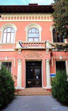 22045901_702911526575549_4221452901527520203_n