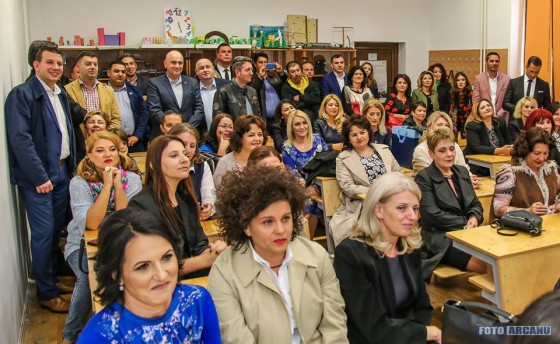 22046159_702910986575603_8556247259155319637_n