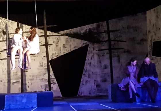 Indragostitii de la noua seara _